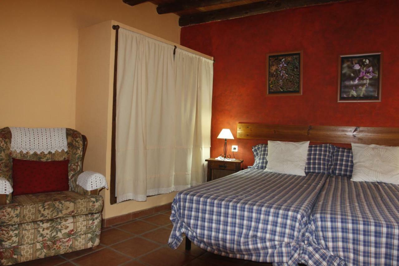 Affittacamere Casa Oliban Arbaniés Esterno foto